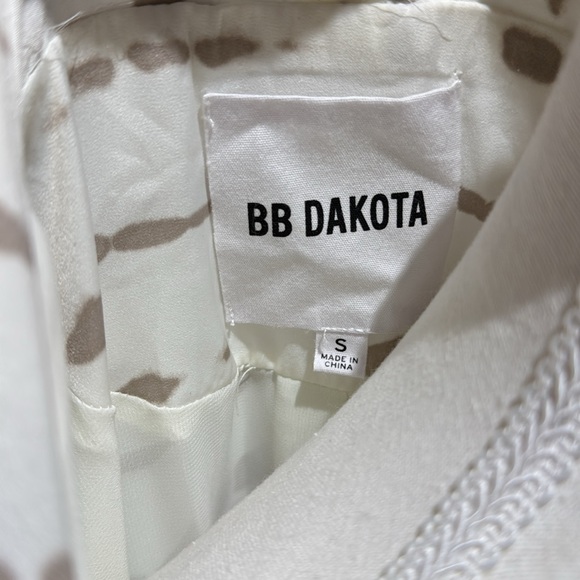 ⭐️🤍 Beautiful duster size S/M 🤍⭐️ - Picture 5 of 7